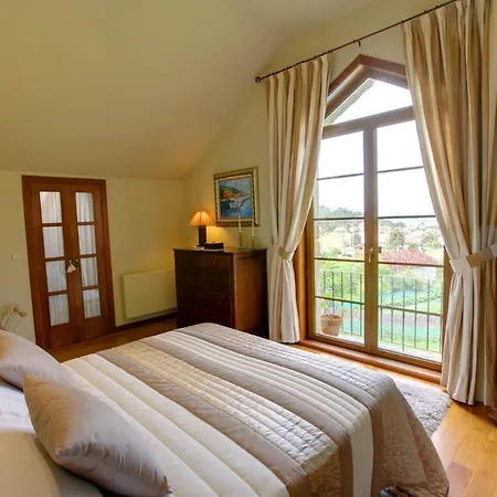Sleeps 8 Pool Wifi T802833 * Baiona